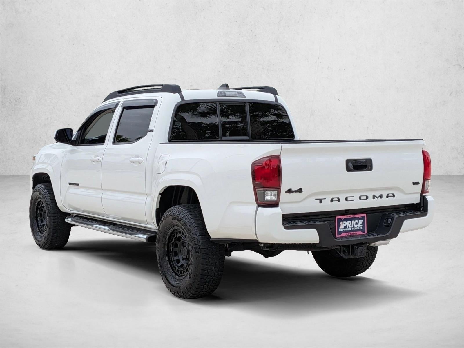 2022 Toyota Tacoma 4WD 4WD SR Double Cab 5' Bed V6 AT (Natl)