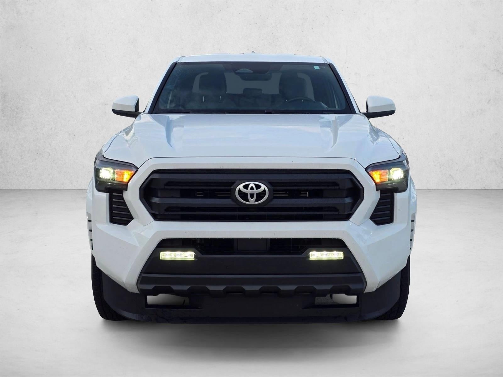 2024 Toyota Tacoma 2WD 2WD SR5 Double Cab 5' Bed AT (SE)