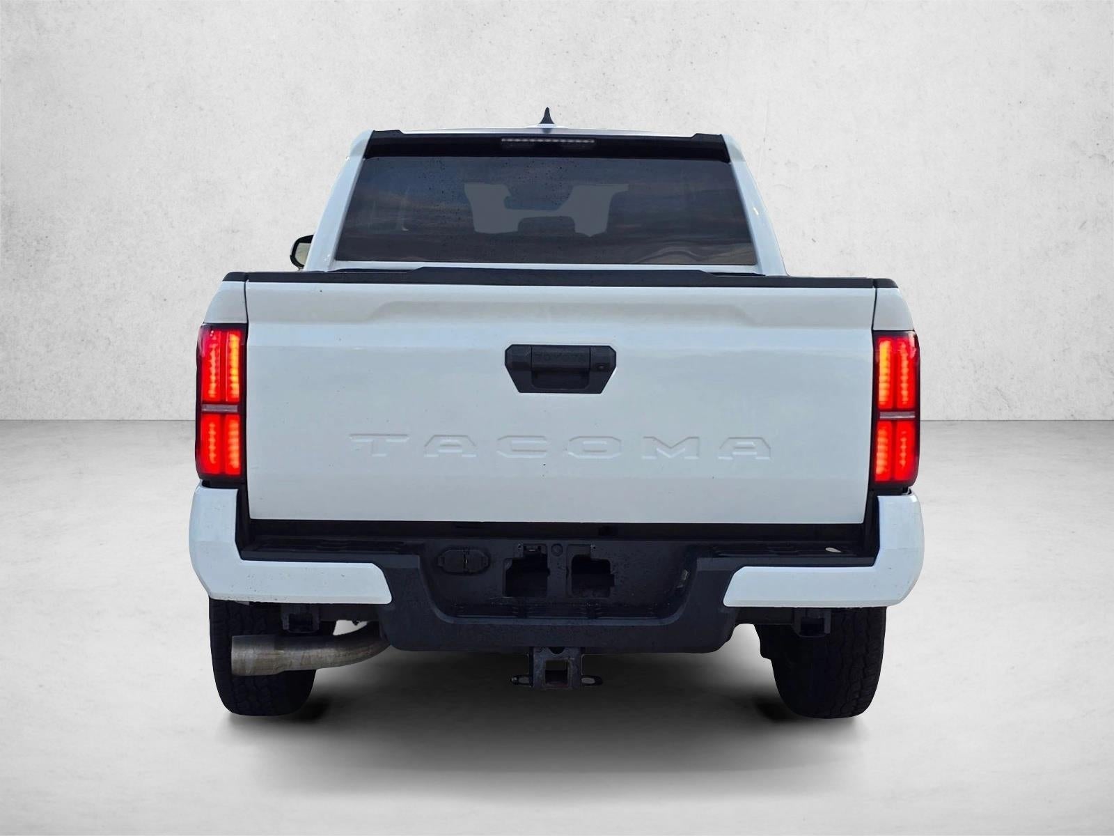 2024 Toyota Tacoma 2WD 2WD SR5 Double Cab 5' Bed AT (SE)