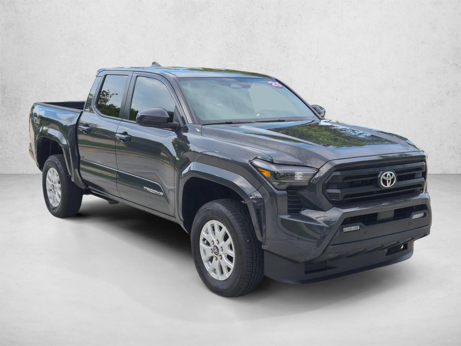 2025 Toyota Tacoma 4WD 4WD SR5 Double Cab 5' Bed AT (GS)