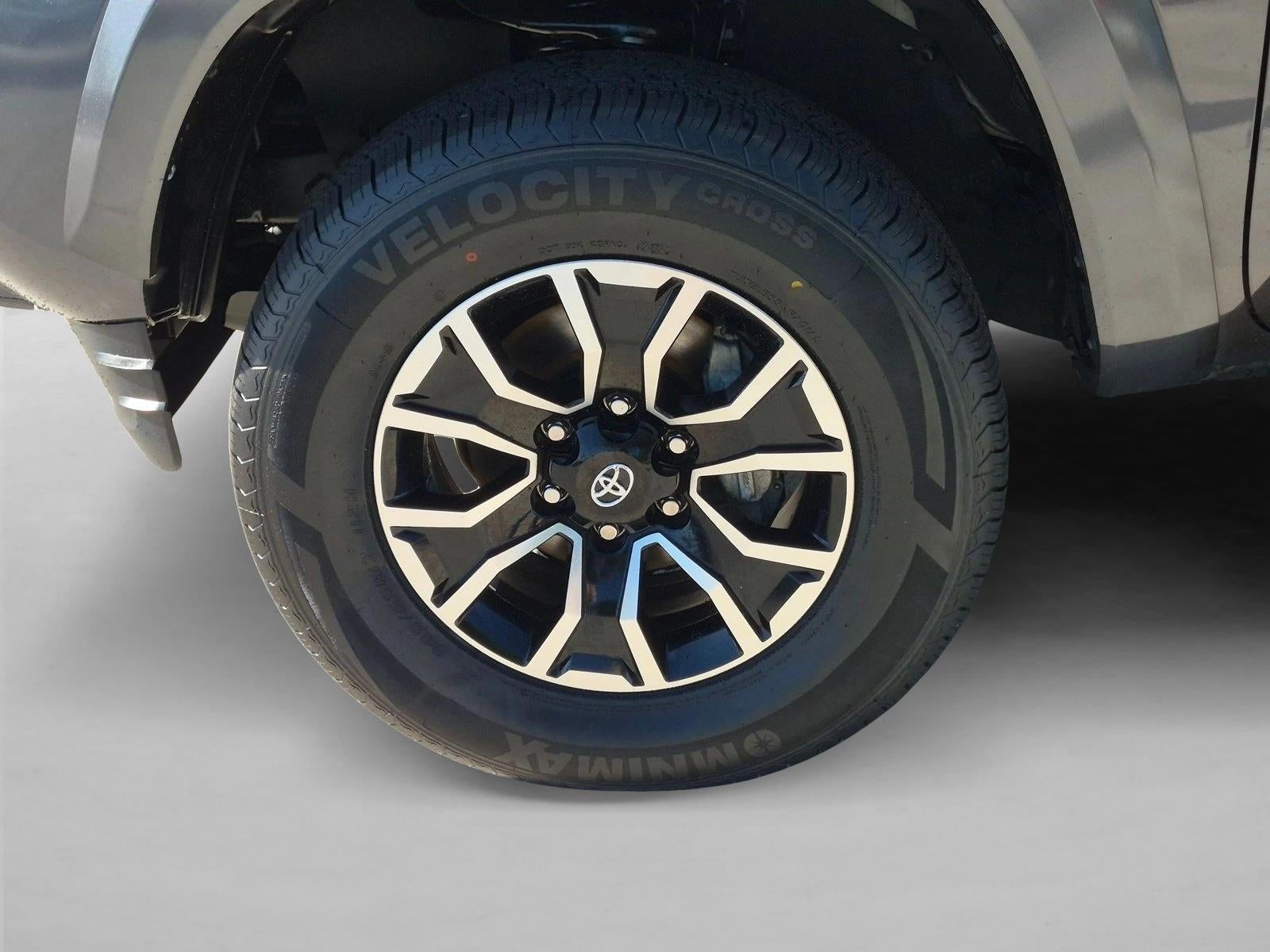 2022 Toyota Tacoma 2WD 2WD TRD Sport Double Cab 5' Bed V6 AT (Natl)