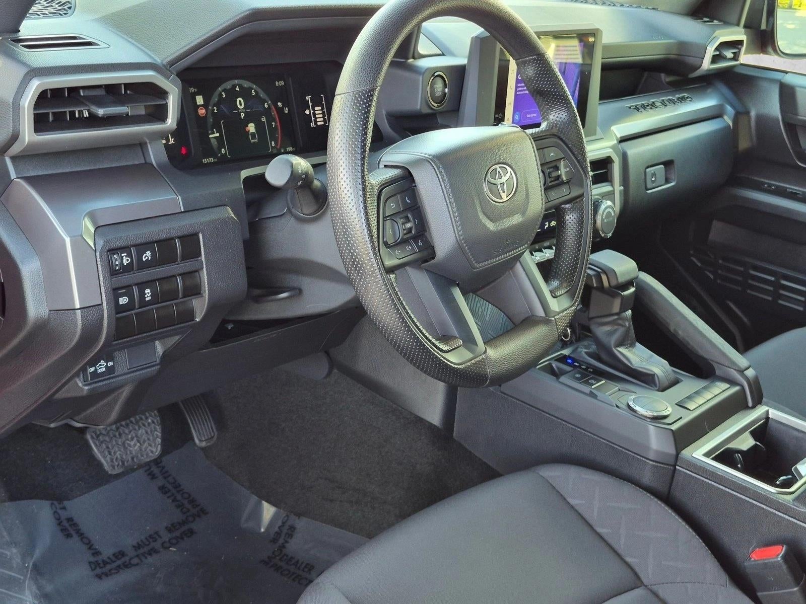 2025 Toyota Tacoma 2WD 2WD SR5 Double Cab 5' Bed AT (SE)