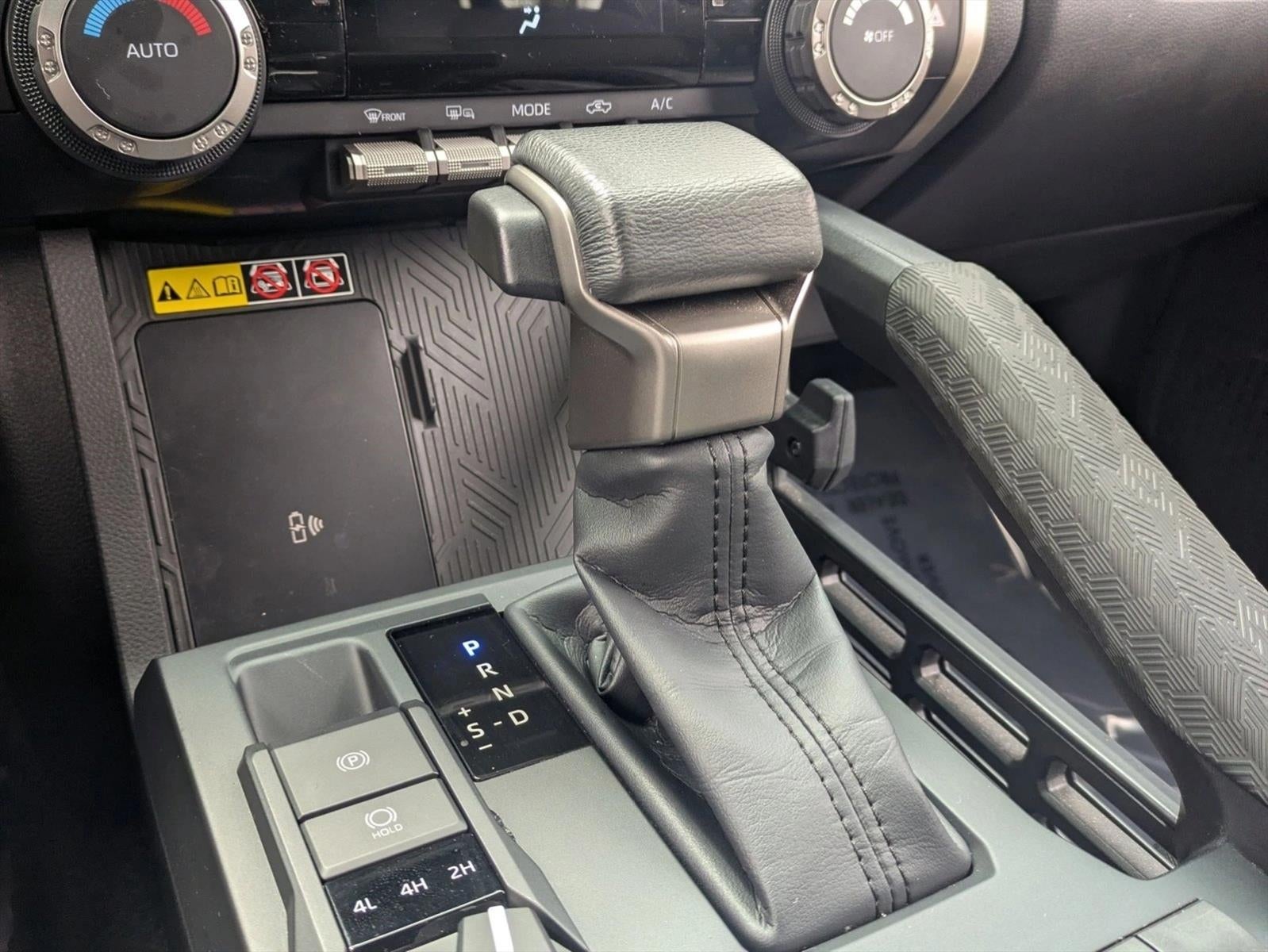 2024 Toyota Tacoma 4WD 4WD SR5 Double Cab 5' Bed AT (GS)