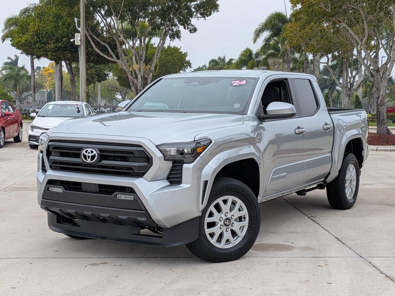 2024 Toyota Tacoma 4WD 4WD SR5 Double Cab 5' Bed AT (GS)