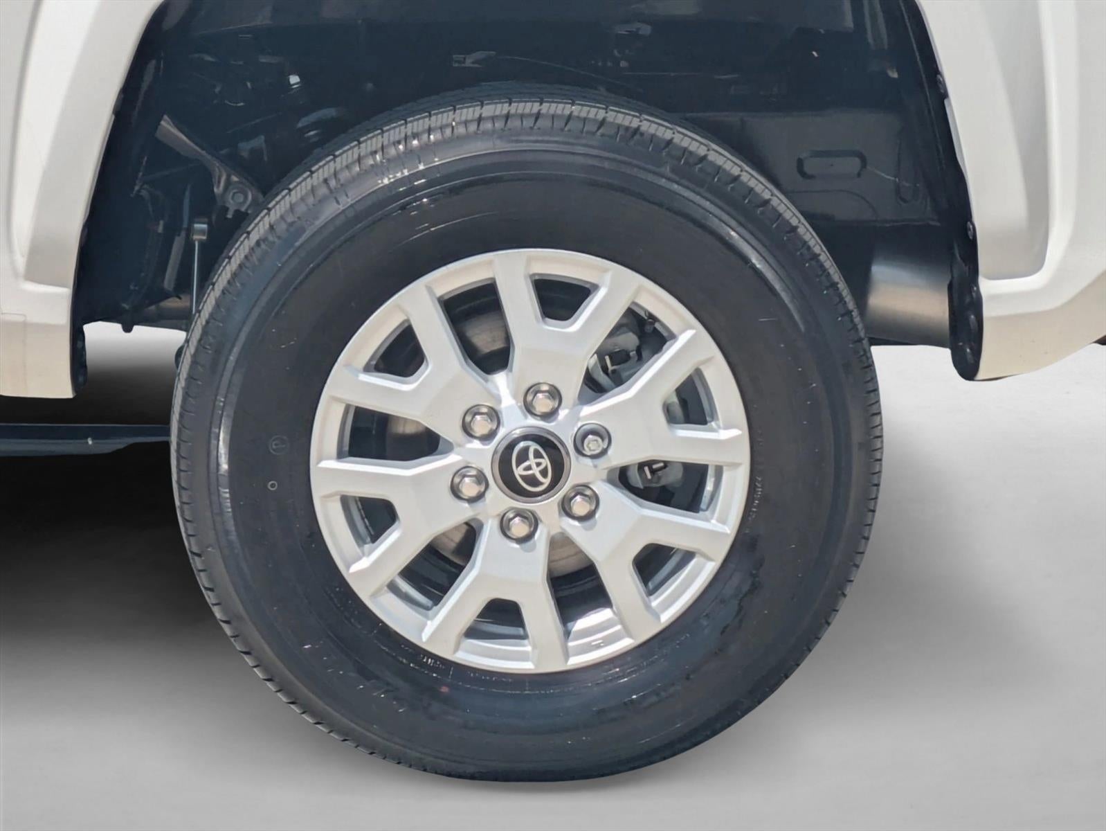 2024 Toyota Tacoma 4WD 4WD SR5 Double Cab 5' Bed AT (GS)