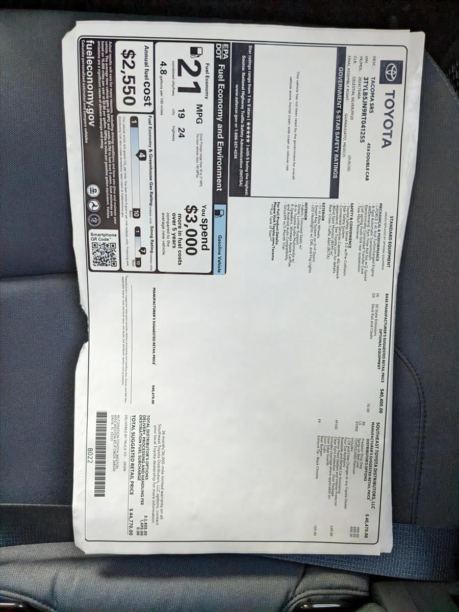 2024 Toyota Tacoma 4WD 4WD SR5 Double Cab 5' Bed AT (Natl)