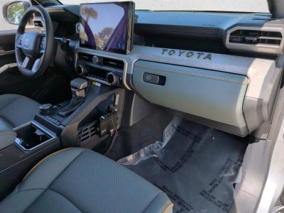 2025 Toyota Tacoma 4WD 4WD Trailhunter Hybrid Double Cab 6' Bed AT (Natl)