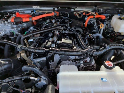 2025 Toyota Tacoma 4WD 4WD Trailhunter Hybrid Double Cab 6' Bed AT (Natl)