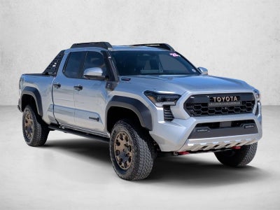 2025 Toyota Tacoma 4WD 4WD Trailhunter Hybrid Double Cab 6' Bed AT (Natl)