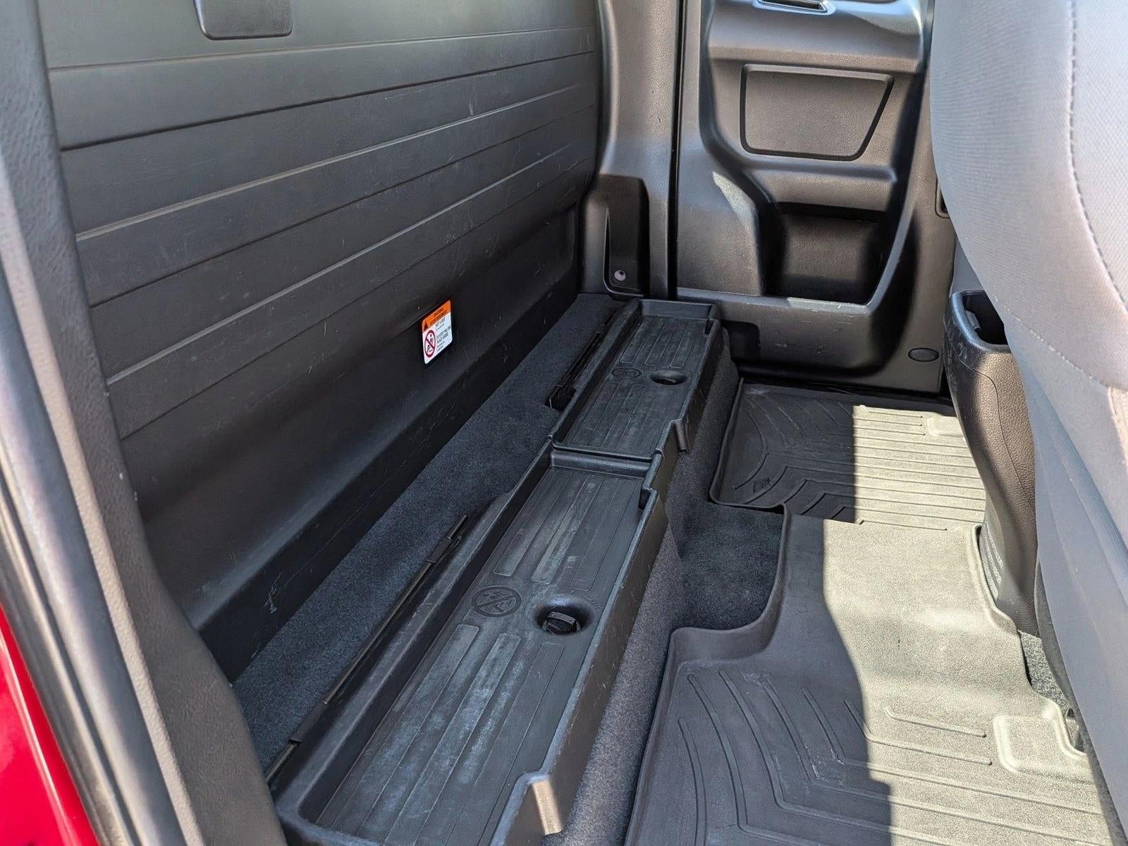 2022 Toyota Tacoma 2WD 2WD SR Access Cab 6' Bed I4 AT (GS)