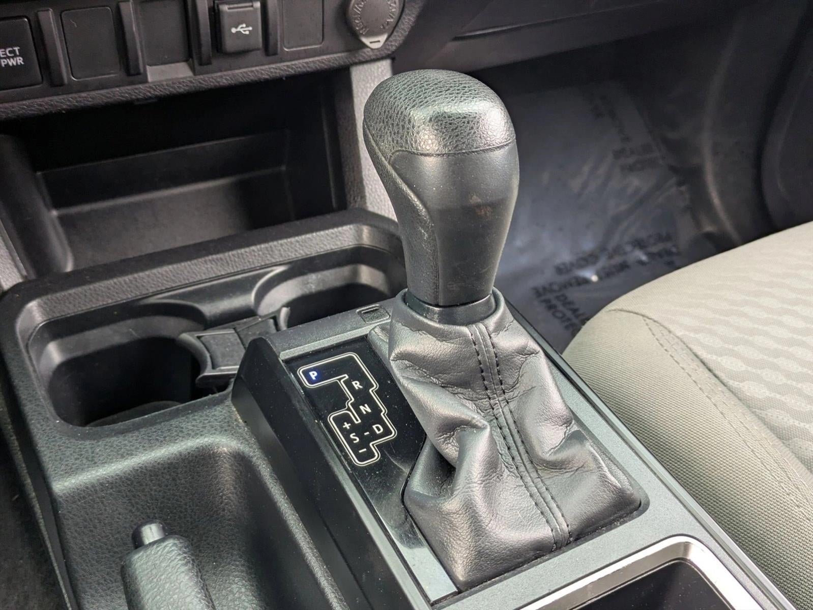 2022 Toyota Tacoma 4WD 4WD SR Access Cab 6' Bed V6 AT (SE)