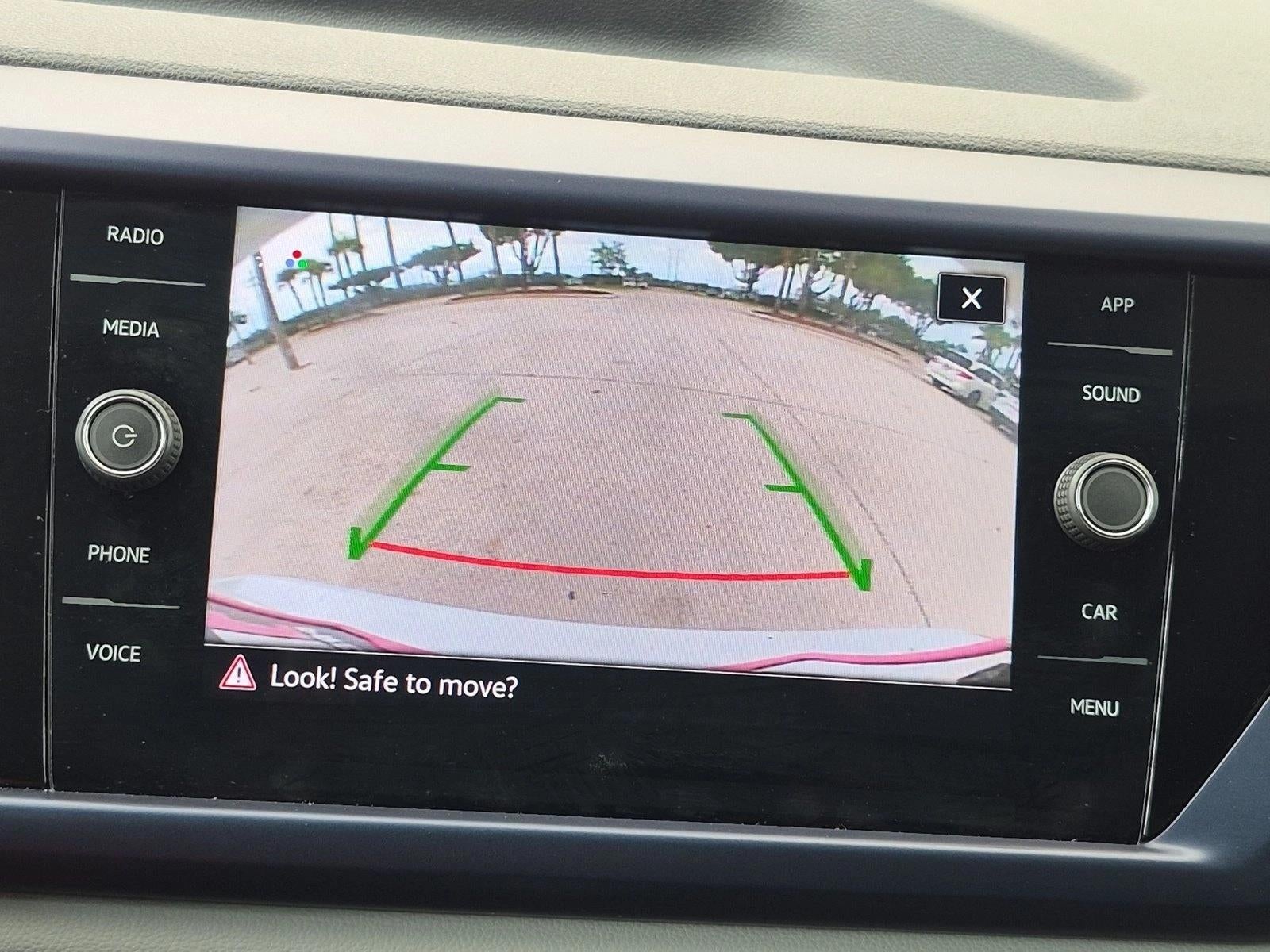 2022 Volkswagen Taos SE FWD