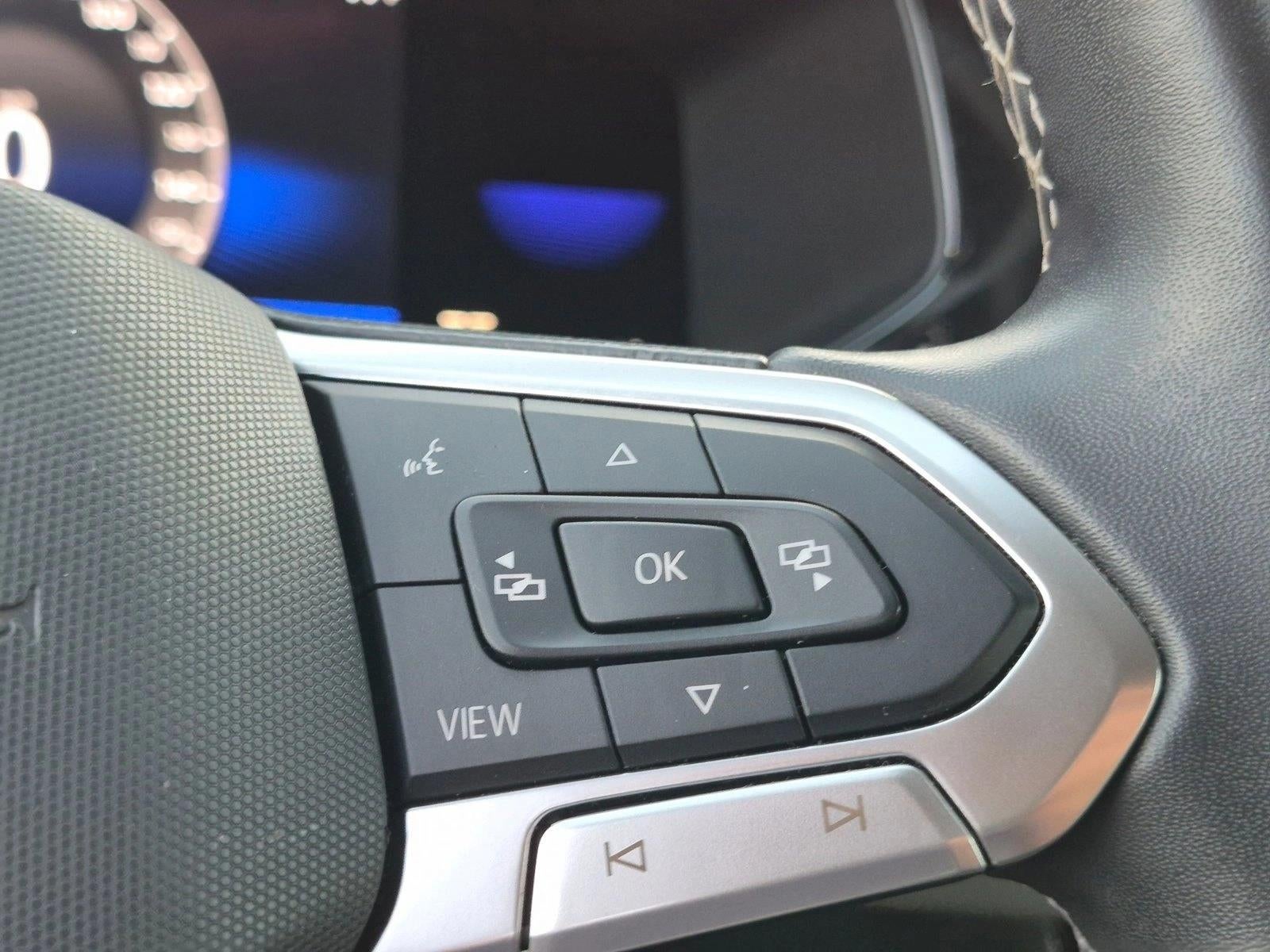 2022 Volkswagen Taos SE FWD