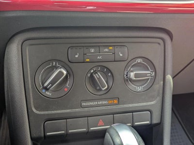 2015 Volkswagen Beetle Convertible 2dr Auto 1.8T Classic PZEV