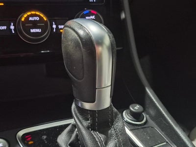 2019 Volkswagen Jetta R-Line Auto w/SULEV