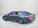 2019 Toyota Camry SE Auto (SE)