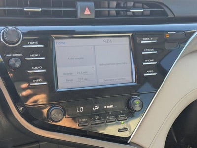 2018 Toyota Camry SE Auto (SE)