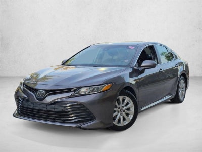 2018 Toyota Camry LE Auto (SE)