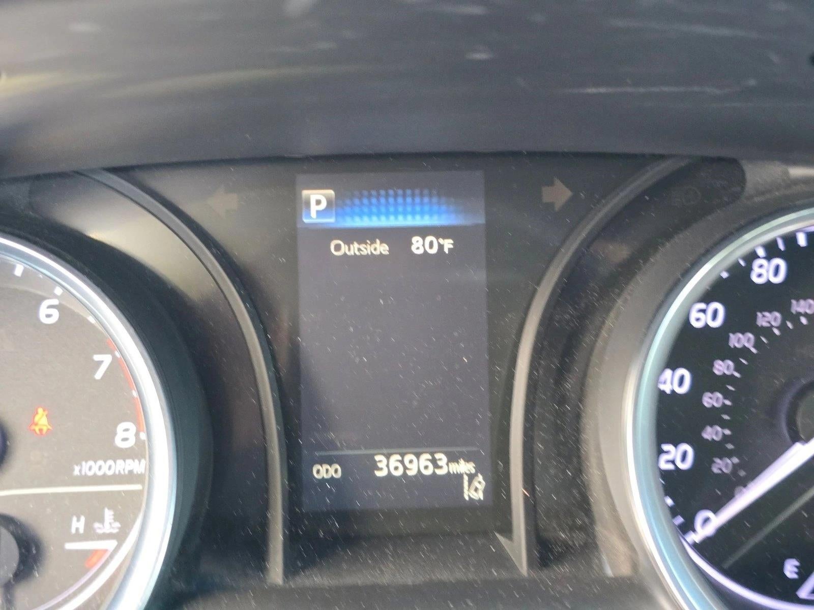 2018 Toyota Camry LE Auto (SE)
