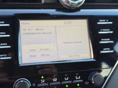 2018 Toyota Camry LE Auto (SE)