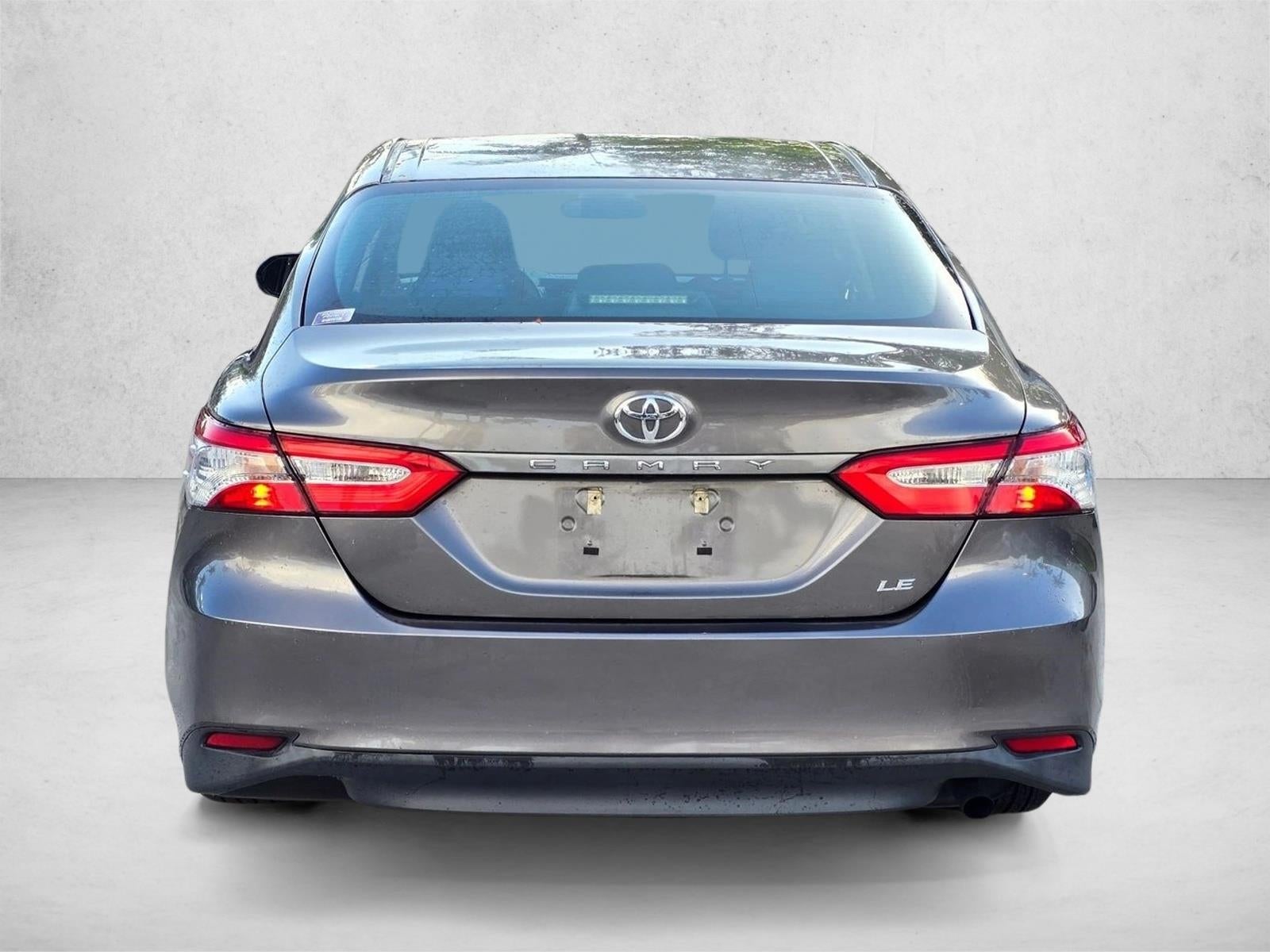 2018 Toyota Camry LE Auto (SE)