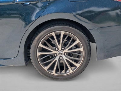 2018 Toyota Camry SE Auto (SE)