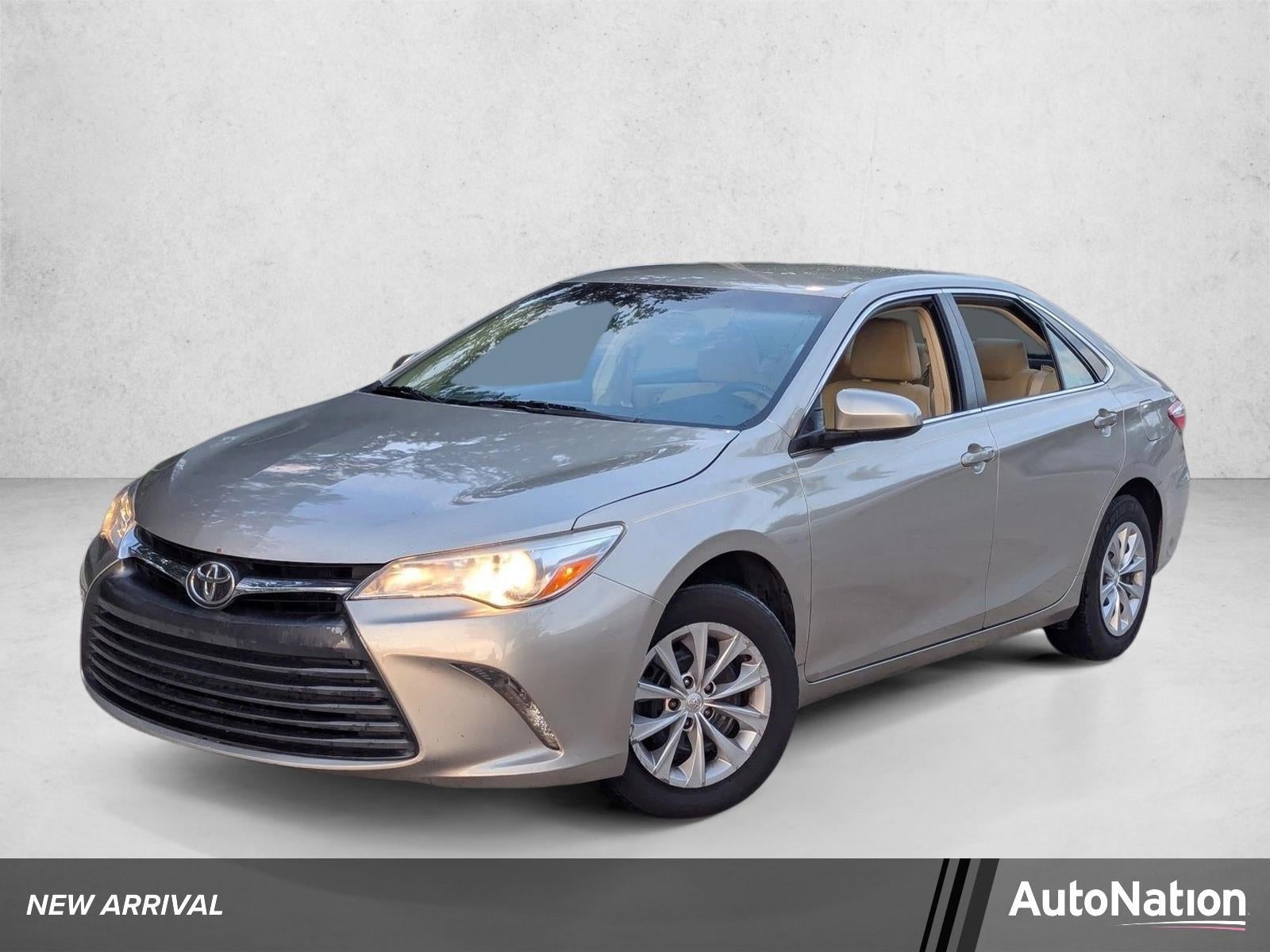 2017 Toyota Camry LE Auto (SE)