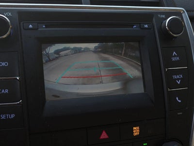 2017 Toyota Camry LE Auto (SE)