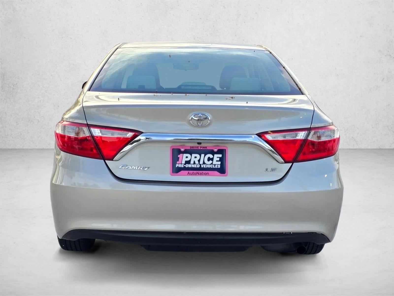 2017 Toyota Camry LE Auto (SE)