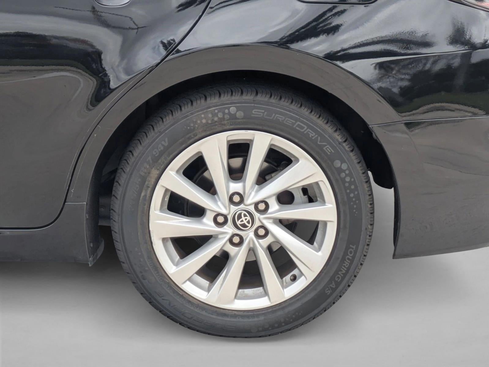 2023 Toyota Camry LE Auto (SE)