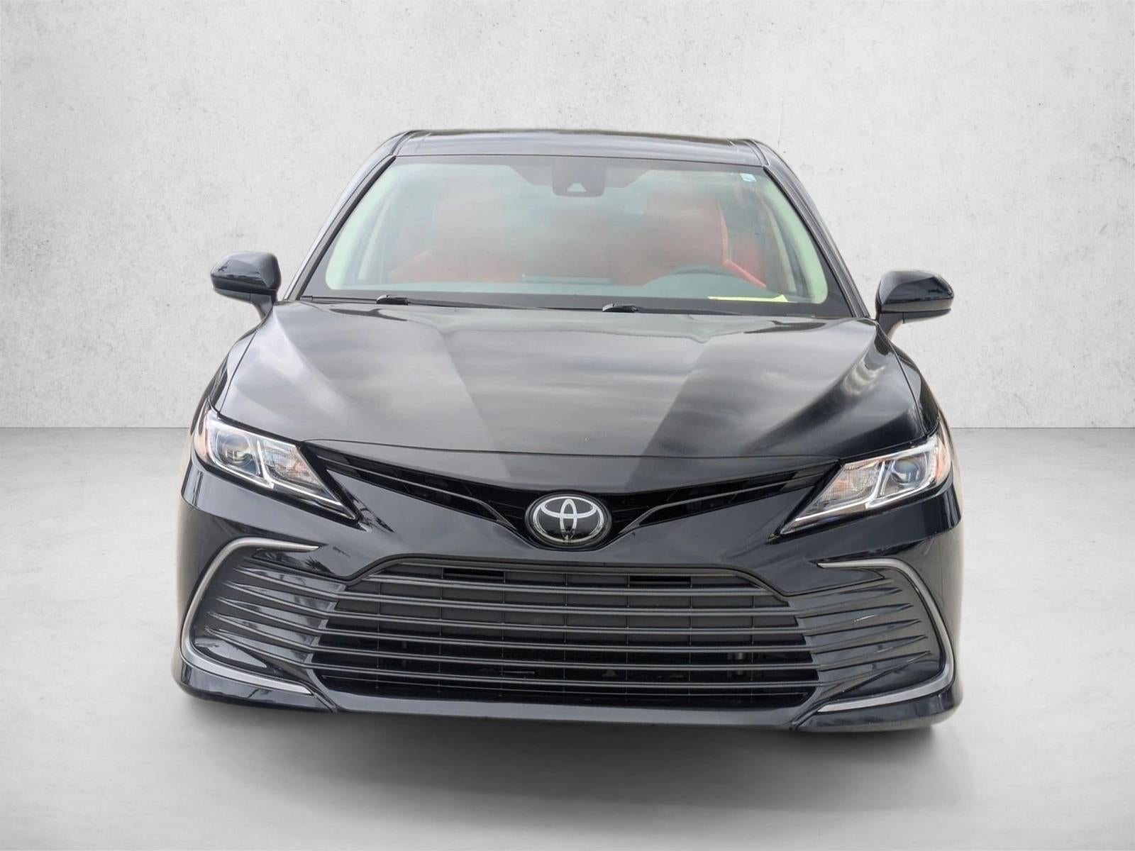 2023 Toyota Camry LE Auto (SE)