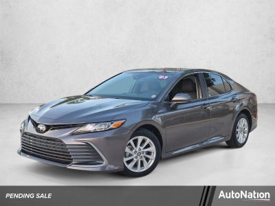 2023 Toyota Camry LE Auto (SE)