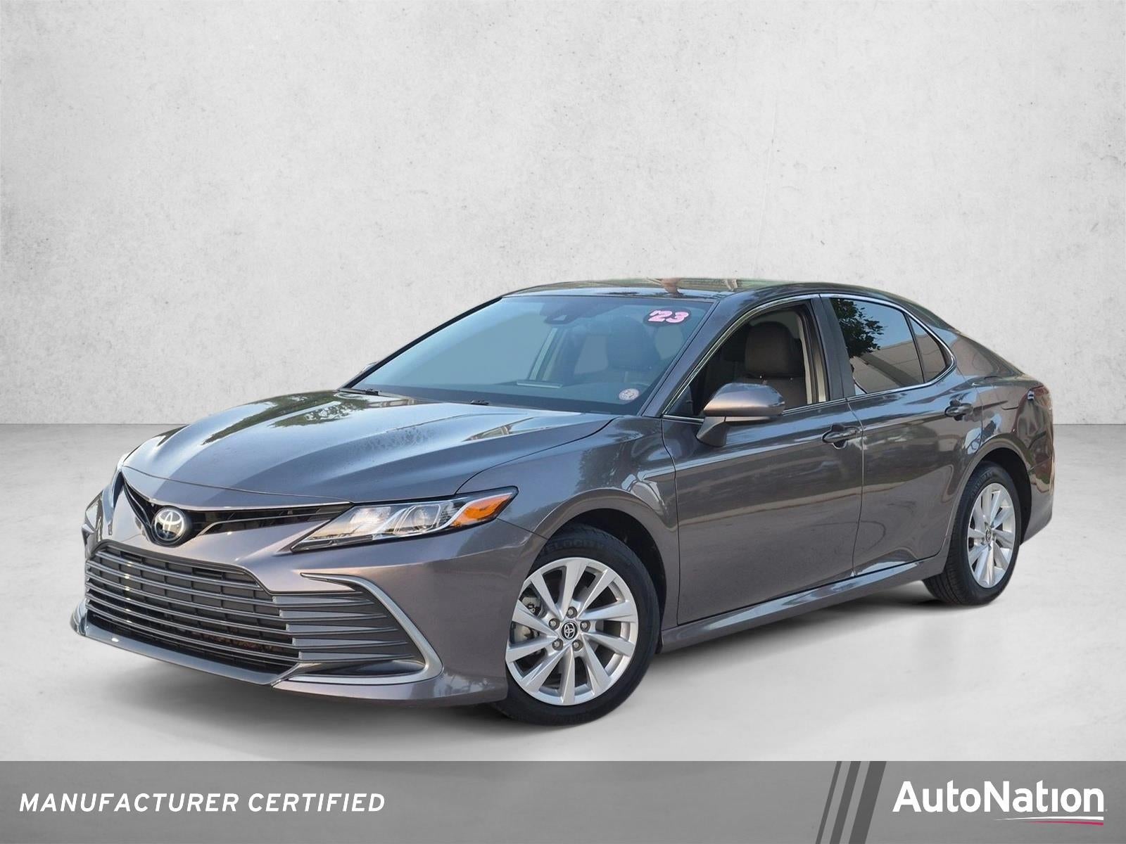 2023 Toyota Camry LE Auto (SE)