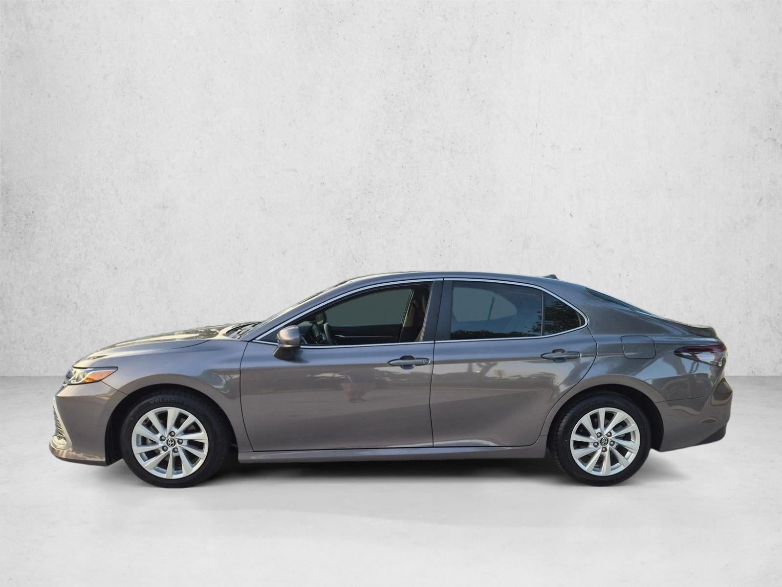 2023 Toyota Camry LE Auto (SE)