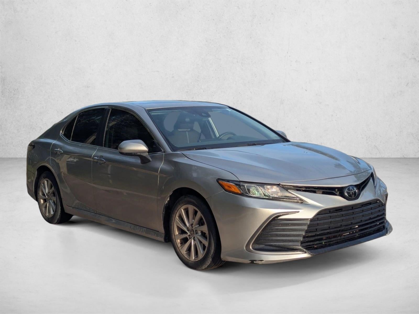 2023 Toyota Camry LE Auto (SE)