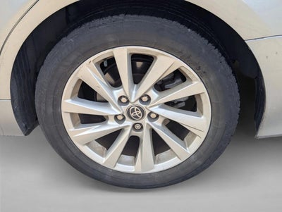 2023 Toyota Camry LE Auto (SE)
