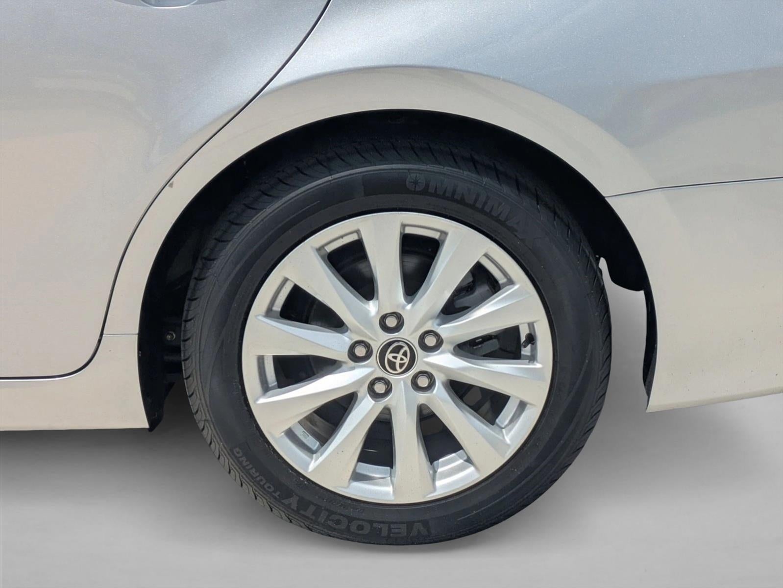 2020 Toyota Camry LE Auto (SE)