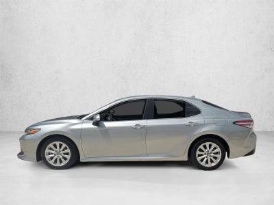 2020 Toyota Camry LE Auto (SE)