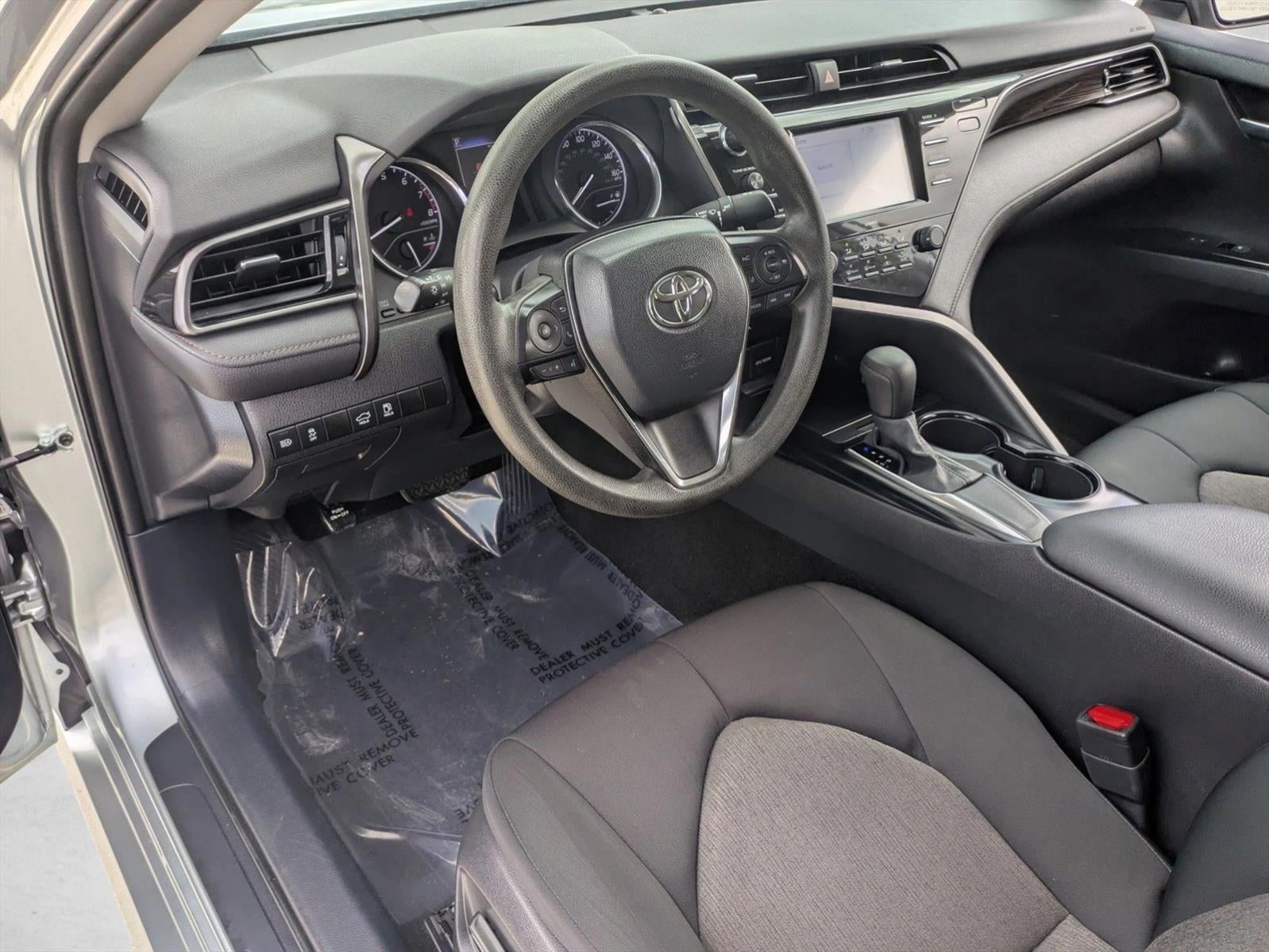 2020 Toyota Camry LE Auto (SE)