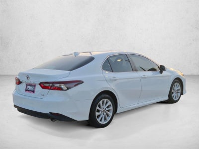 2022 Toyota Camry LE Auto (SE)