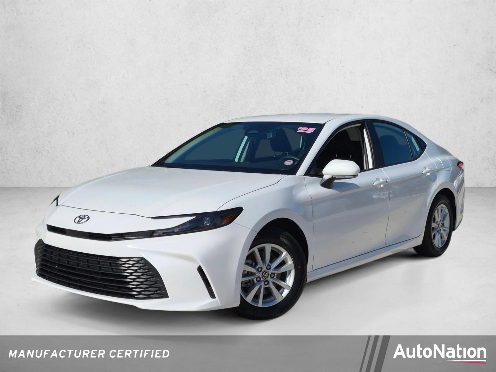 2025 Toyota Camry LE (Natl)
