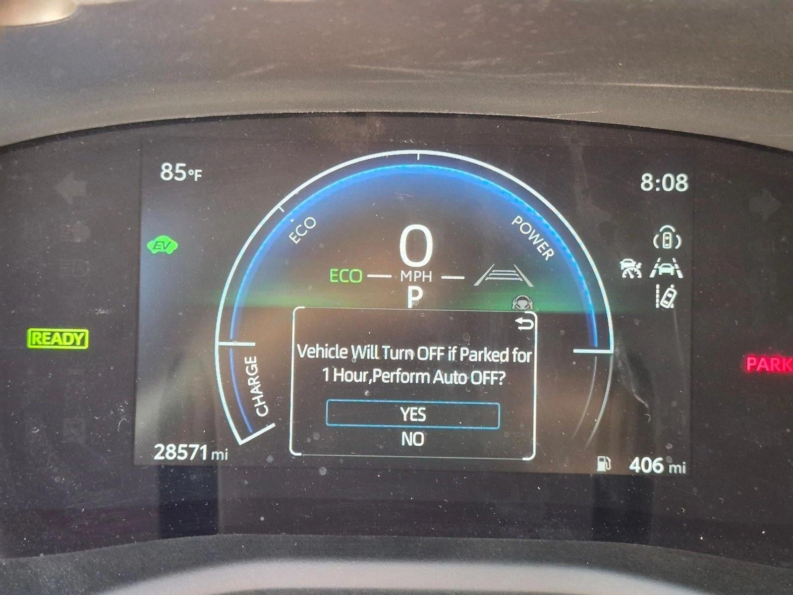 2025 Toyota Camry LE (Natl)