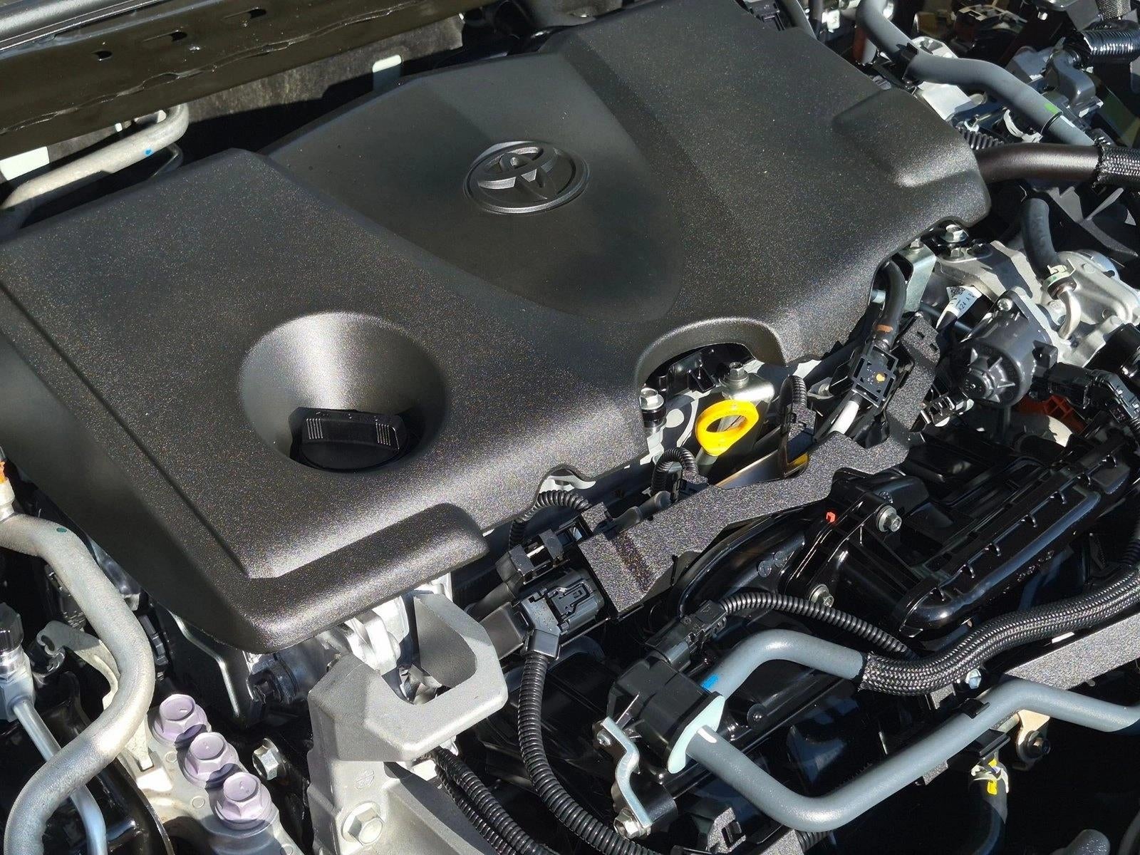 2025 Toyota Camry LE (Natl)