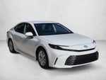 2025 Toyota Camry LE (Natl)