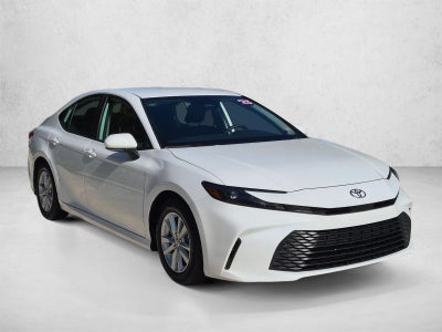 2025 Toyota Camry LE (Natl)