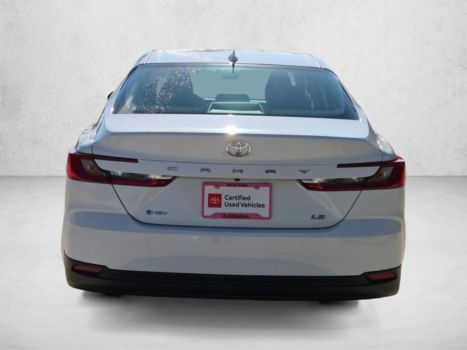 2025 Toyota Camry LE (Natl)