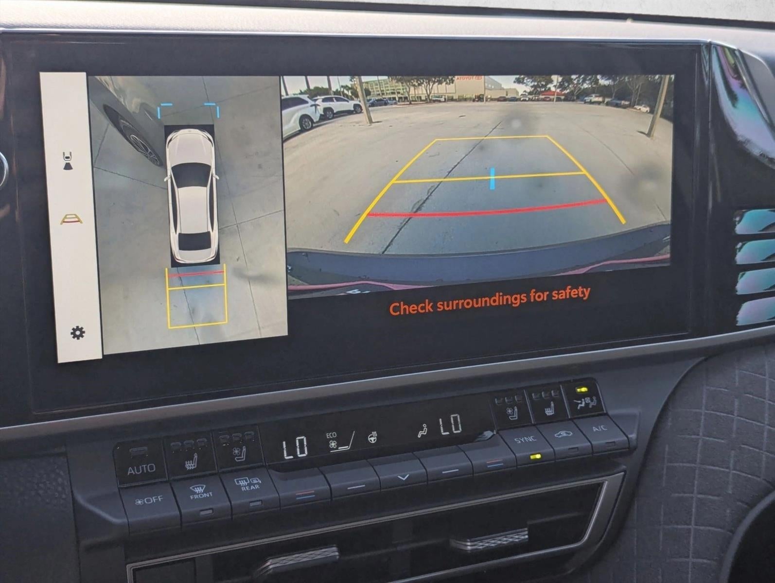 2025 Toyota Camry XLE (SE)