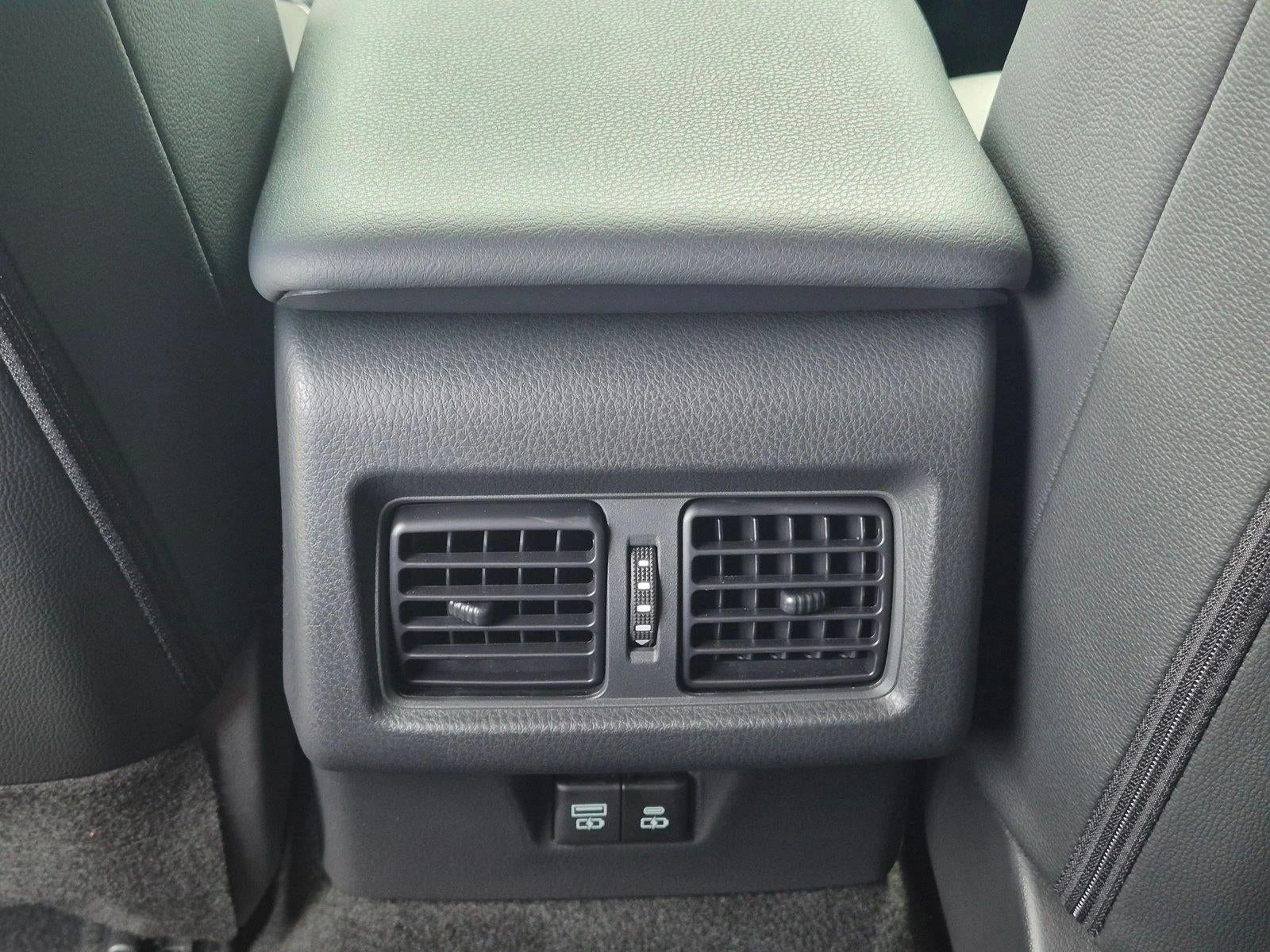 2026 Toyota Camry SE (SE)
