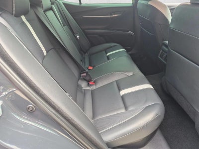 2026 Toyota Camry SE (SE)
