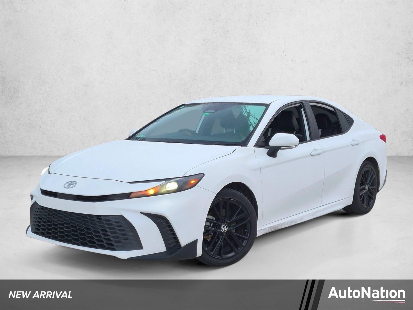 2025 Toyota Camry SE (Natl)